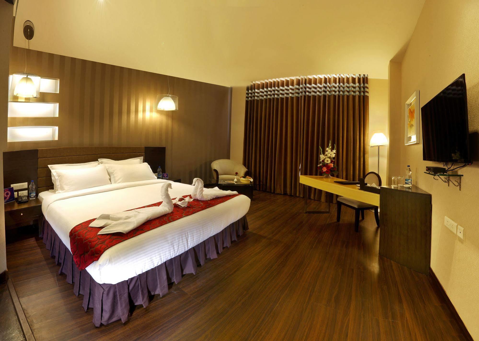 Five Elements Hotels Delhi- North Avenue Nova Deli Exterior foto